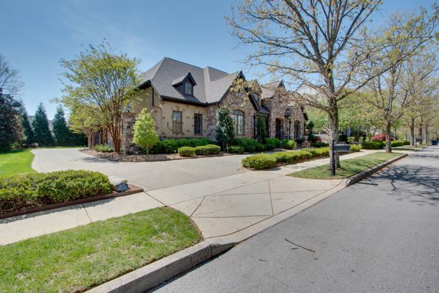 110 Stream Valley Blvd, Franklin, TN 37064