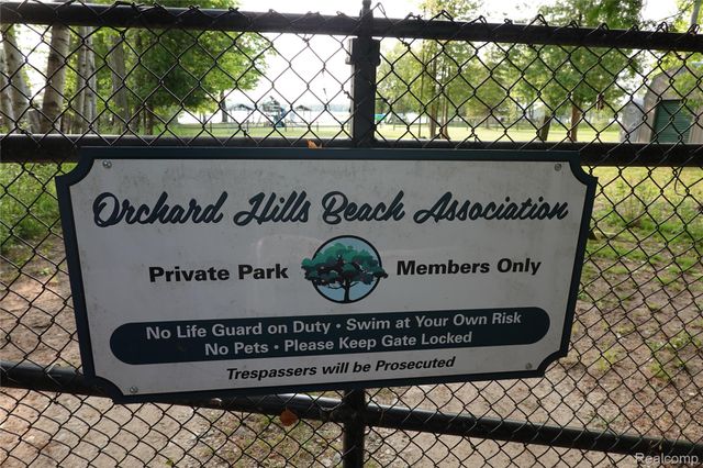 000 Buckridge Court, Milton Township, MI 49676