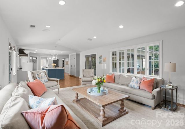 1843 Maryland Avenue, Charlotte, NC 28209