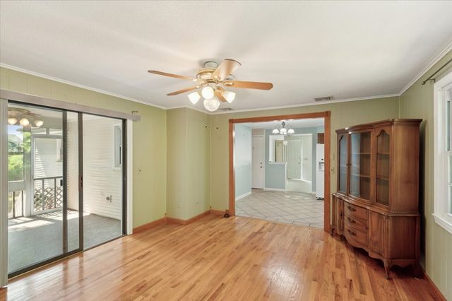 76 Redwood Dr, Agawam, MA 01001
