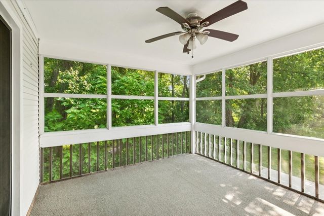 76 Redwood Dr, Agawam, MA 01001