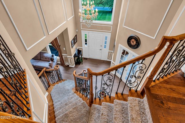 209 Shepard Way, Manalapan, NJ 07726