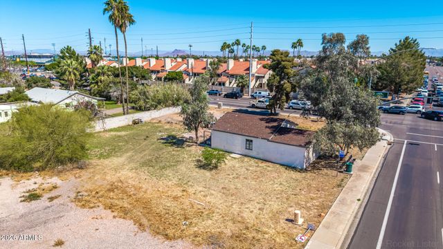 1106 N CENTER Street, Mesa, AZ 85201