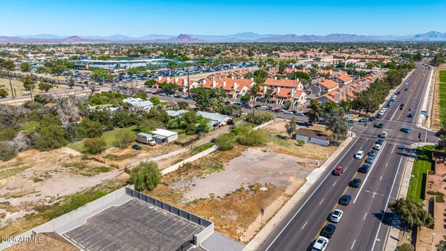 1106 N CENTER Street, Mesa, AZ 85201