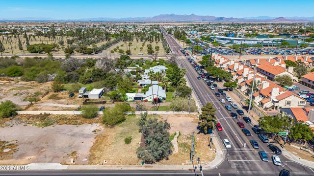 1106 N CENTER Street, Mesa, AZ 85201