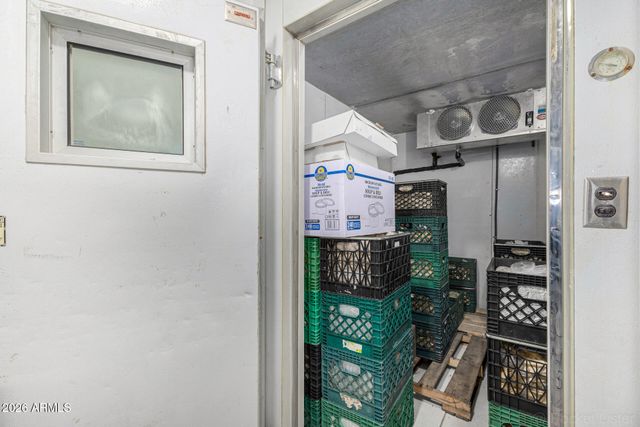 1106 N CENTER Street, Mesa, AZ 85201