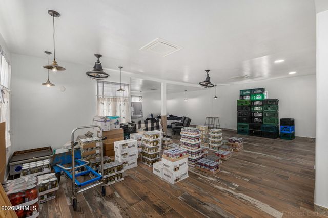 1106 N CENTER Street, Mesa, AZ 85201