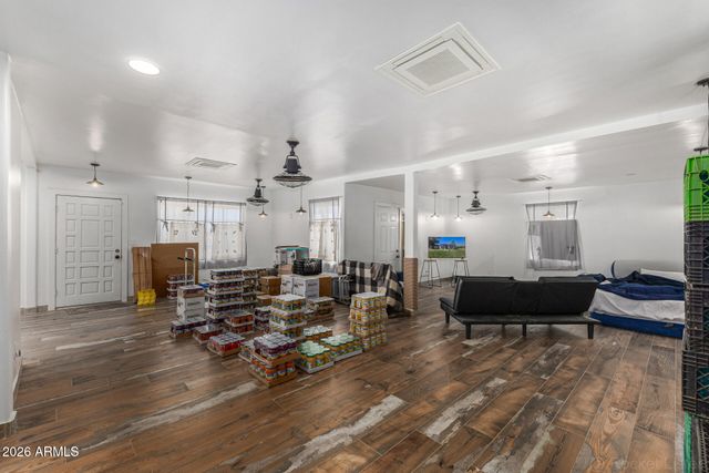 1106 N CENTER Street, Mesa, AZ 85201