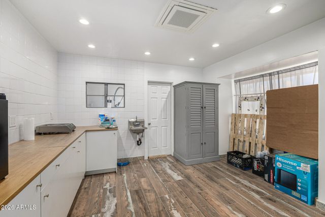 1106 N CENTER Street, Mesa, AZ 85201