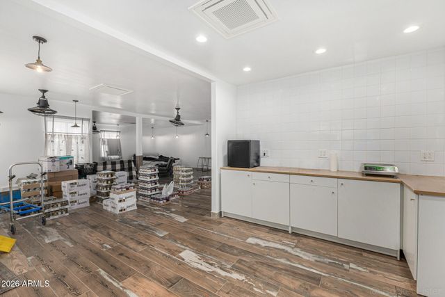 1106 N CENTER Street, Mesa, AZ 85201