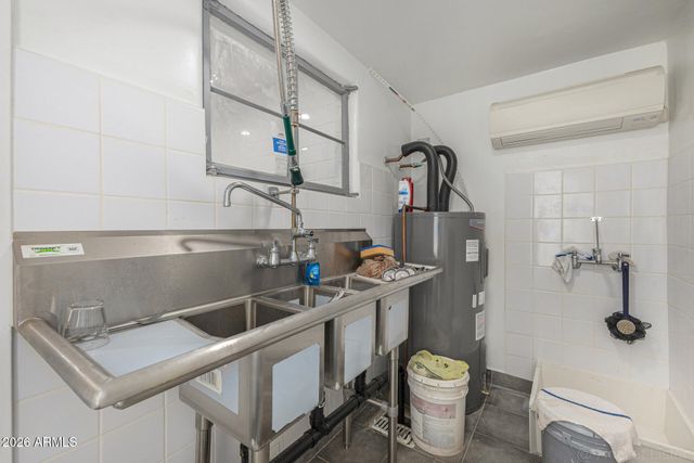 1106 N CENTER Street, Mesa, AZ 85201