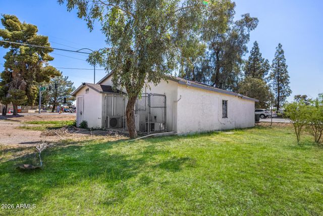 1106 N CENTER Street, Mesa, AZ 85201