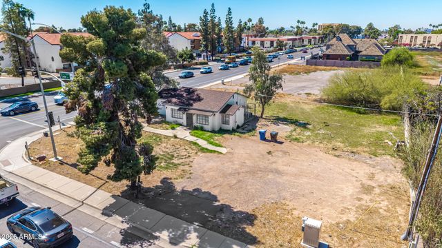 1106 N CENTER Street, Mesa, AZ 85201