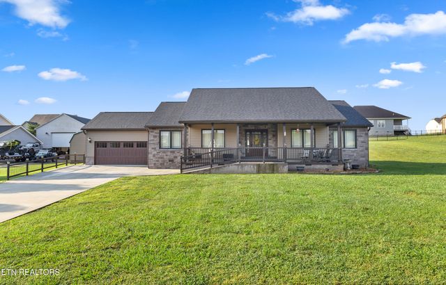 1373 Korey Blvd, Sevierville, TN 37876