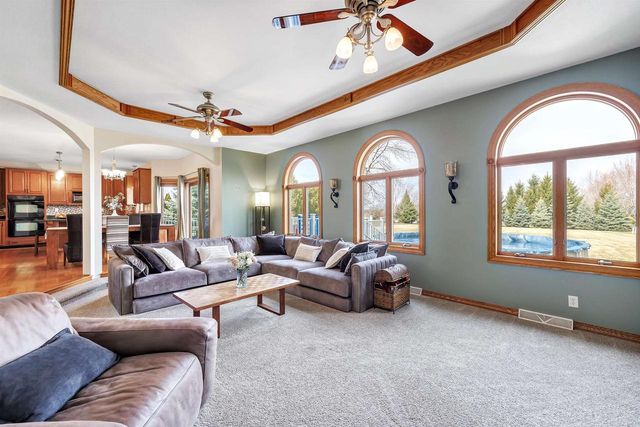 3414 SYNGENTIA WAY, Neenah, WI 54956