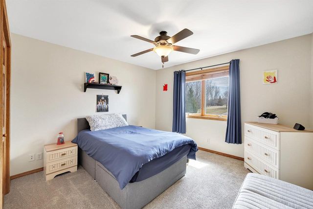 3414 SYNGENTIA WAY, Neenah, WI 54956