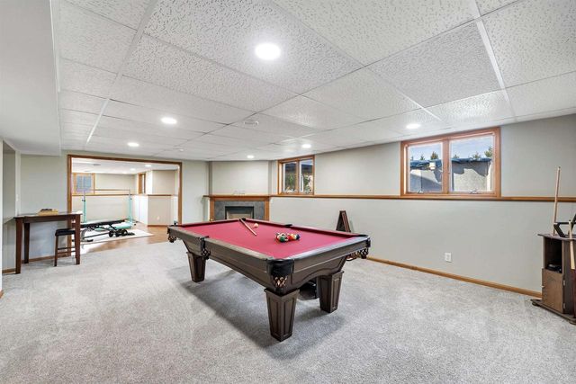 3414 SYNGENTIA WAY, Neenah, WI 54956