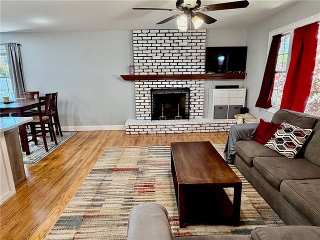 770 Metacom Avenue, Bristol, RI 02809