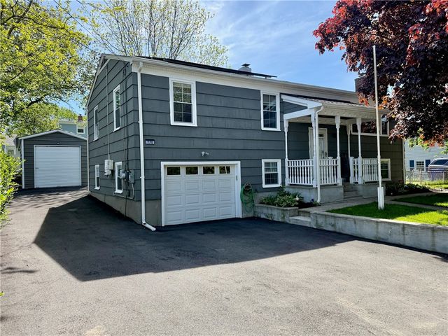 770 Metacom Avenue, Bristol, RI 02809