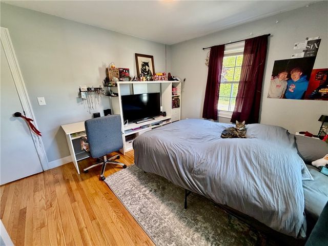 770 Metacom Avenue, Bristol, RI 02809
