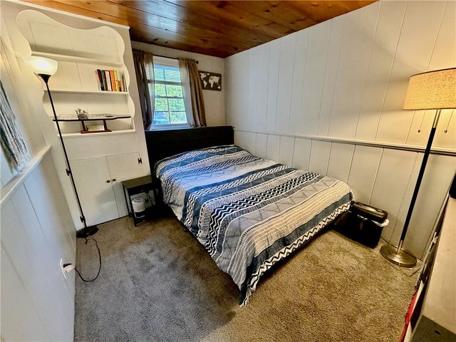 770 Metacom Avenue, Bristol, RI 02809