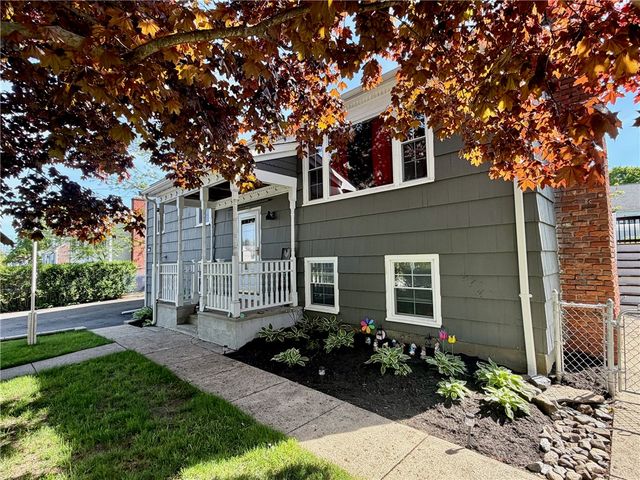 770 Metacom Avenue, Bristol, RI 02809