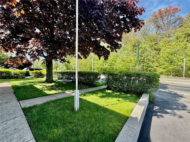 770 Metacom Avenue, Bristol, RI 02809