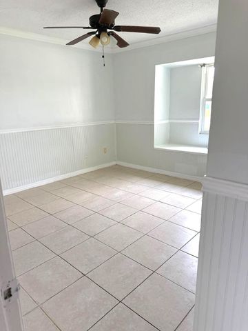 373 NE Orchard Street, Port St. Lucie, Port St Lucie, FL 34983