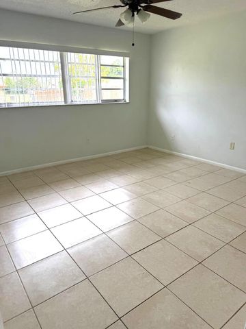 373 NE Orchard Street, Port St. Lucie, Port St Lucie, FL 34983