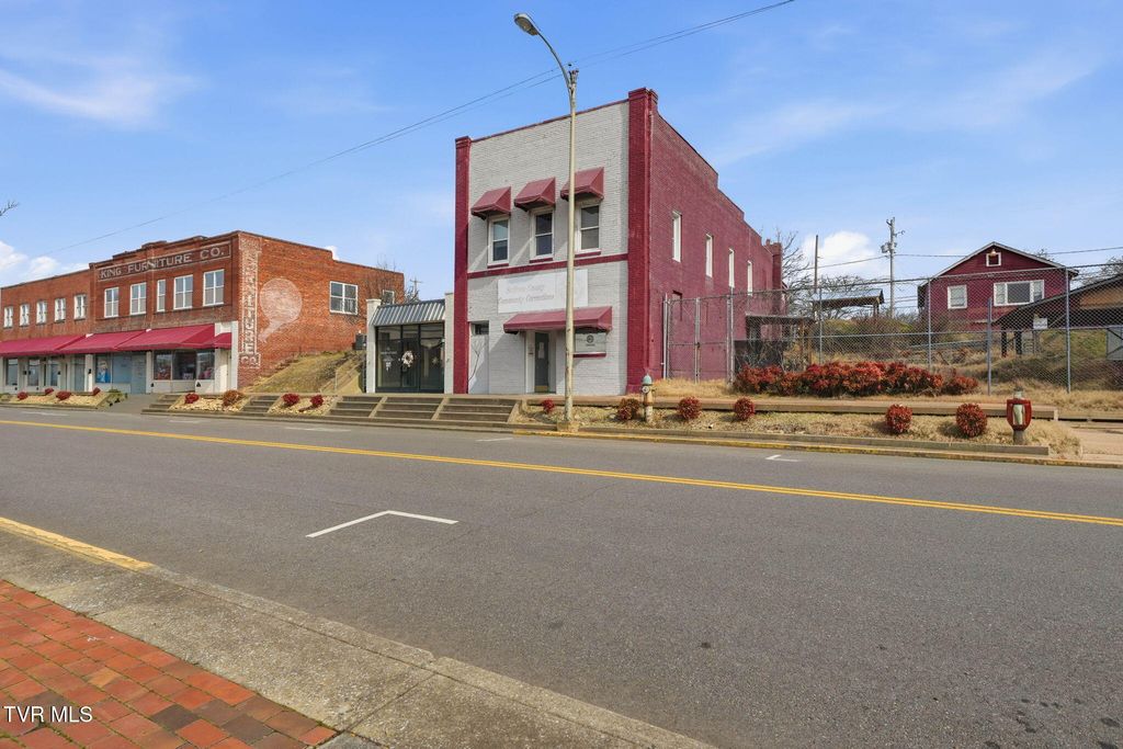 427 & 431 East Sullivan Street, Kingsport, TN 37660