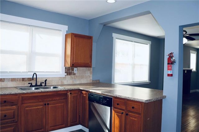 1526 Childress SW Drive, Atlanta, GA 30311