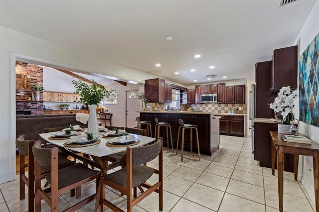 6477 33RD AVENUE N, St Petersburg, FL 33710