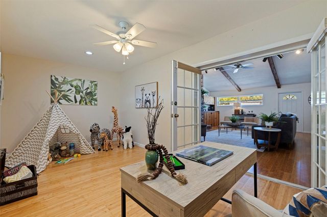 6477 33RD AVENUE N, St Petersburg, FL 33710