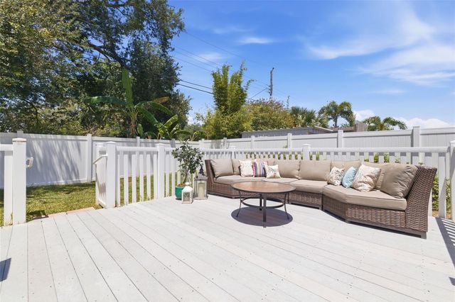 6477 33RD AVENUE N, St Petersburg, FL 33710