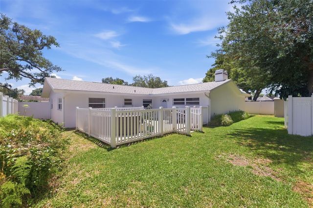 6477 33RD AVENUE N, St Petersburg, FL 33710
