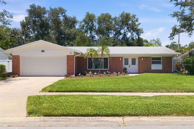 6477 33RD AVENUE N, St Petersburg, FL 33710