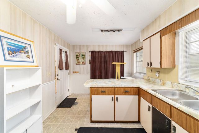 1741 NW 42ND PLACE, Ocala, FL 34475