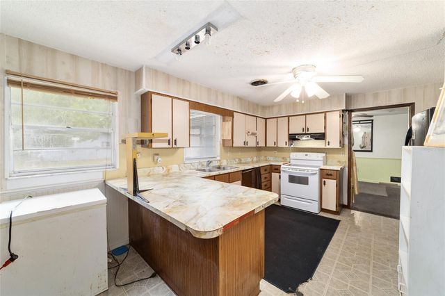 1741 NW 42ND PLACE, Ocala, FL 34475