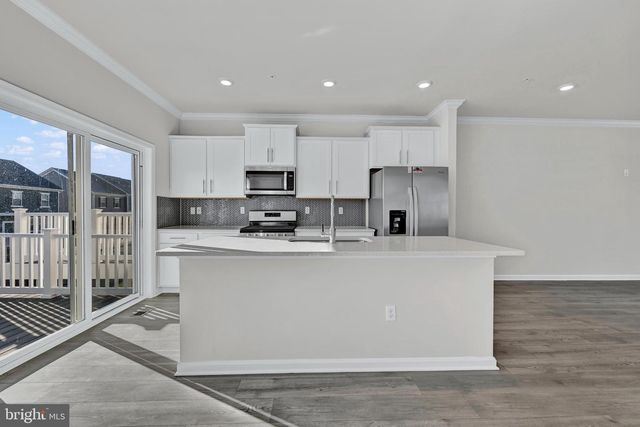 5030 SILVER OAK DR, Rosedale, MD 21237