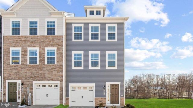5030 SILVER OAK DR, Rosedale, MD 21237