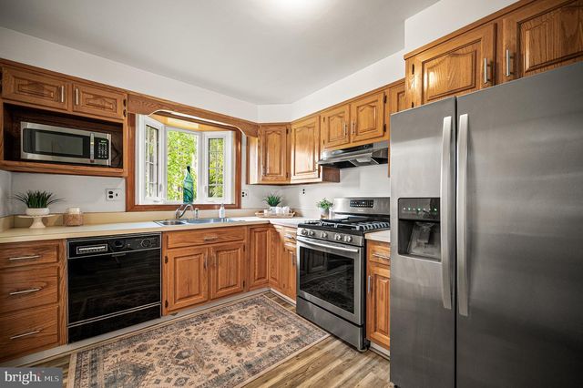 111 MICHAELS LN, Wallingford, PA 19086
