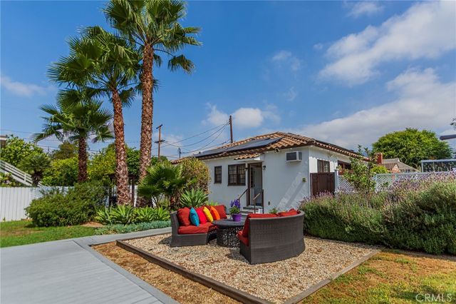 1125 Glenwood Road, Glendale, CA 91202