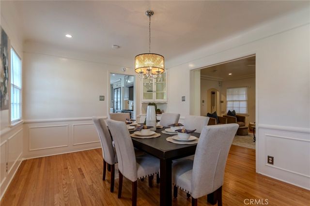 1125 Glenwood Road, Glendale, CA 91202