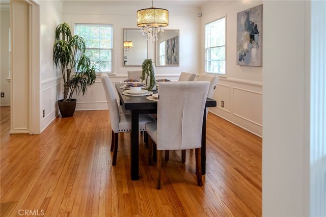 1125 Glenwood Road, Glendale, CA 91202