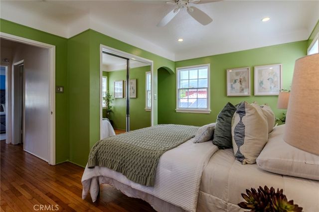 1125 Glenwood Road, Glendale, CA 91202