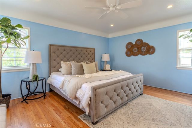 1125 Glenwood Road, Glendale, CA 91202