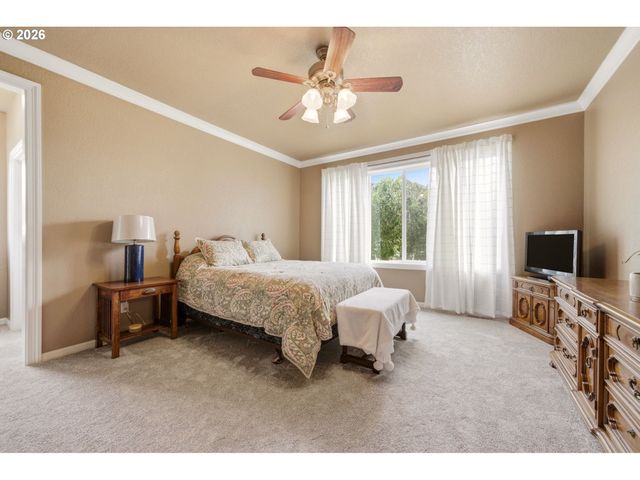 38901 Ne 25TH St, Washougal, WA 98671