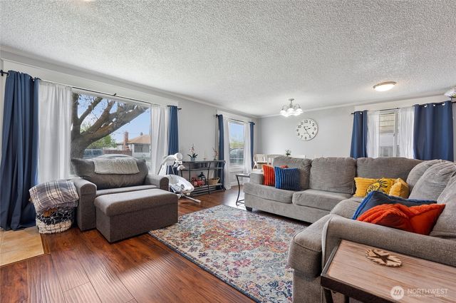 18 F Street SE, Ephrata, WA 98823