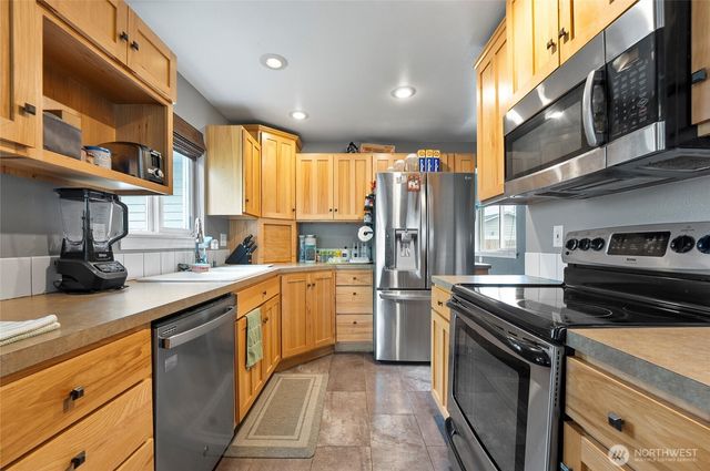 18 F Street SE, Ephrata, WA 98823