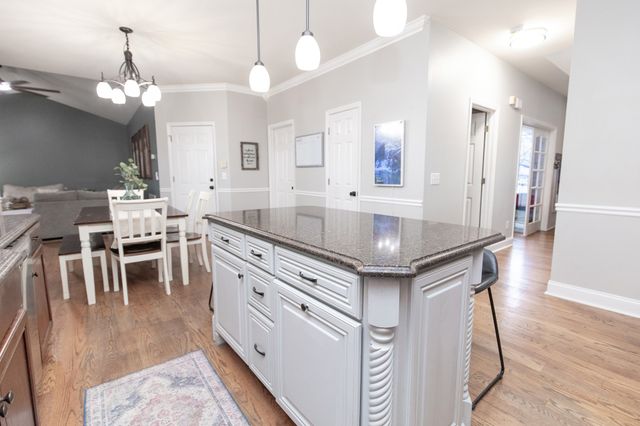 149 Grove Ln, S, Hendersonville, TN 37075
